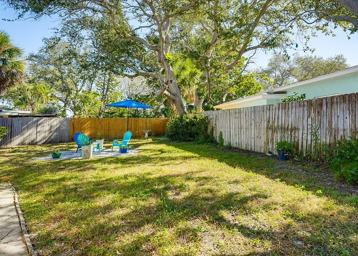 Walk To & Sun! Breezy Indian Rocks Holiday home *